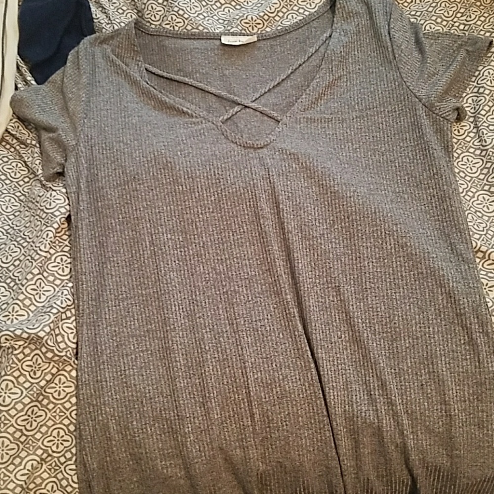 Criss cross t-shirt